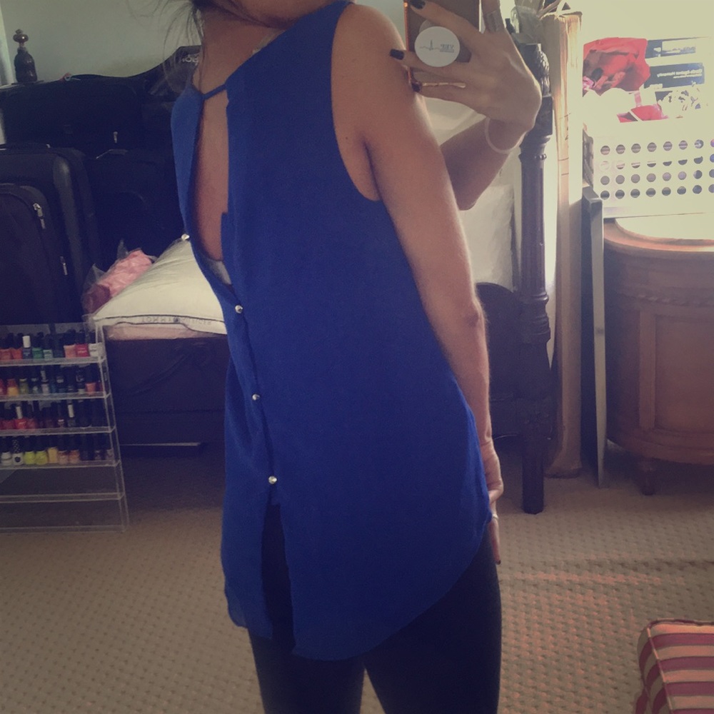 Mine blue size small button down back work blouse
